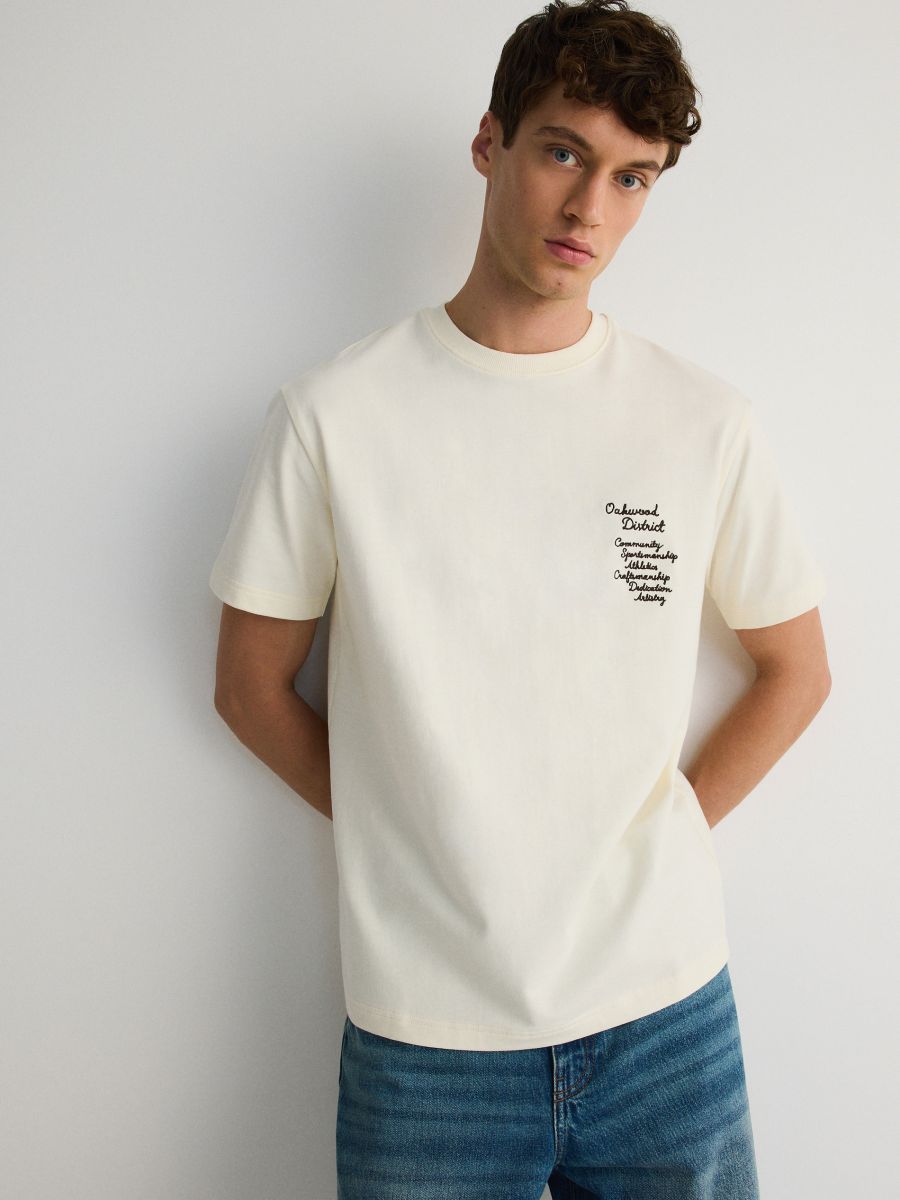 Comfort fit T-shirt with print - cream - RESERVED