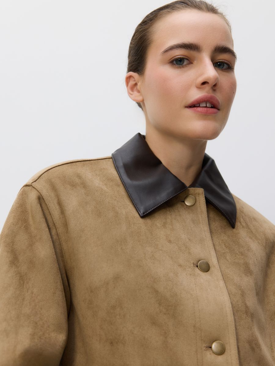 Kurtka z imitacji zamszu Kolor beżowy - RESERVED - ZR314-80X