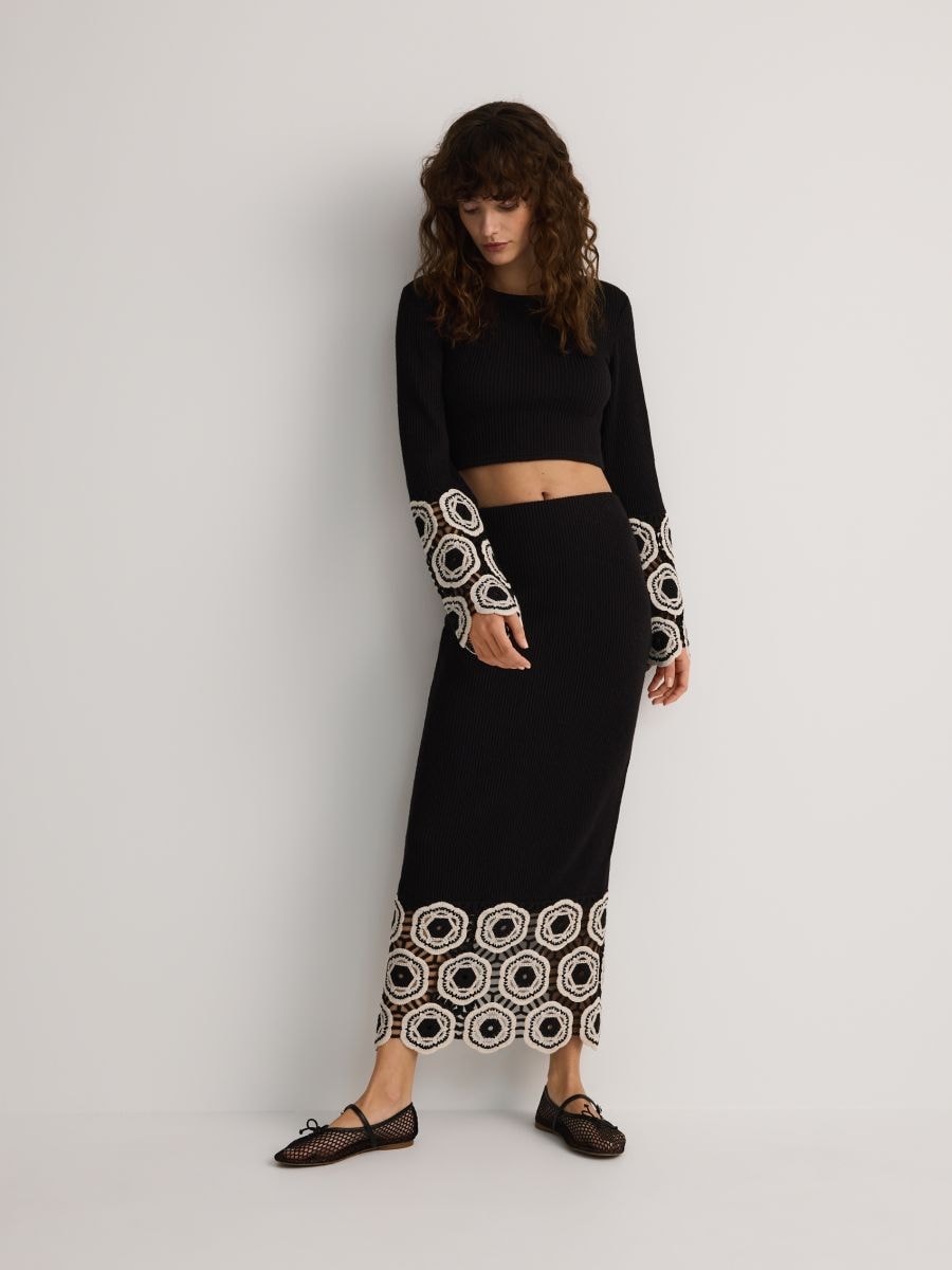 Short sweater with openwork sleeves - black - RESERVED - 3
