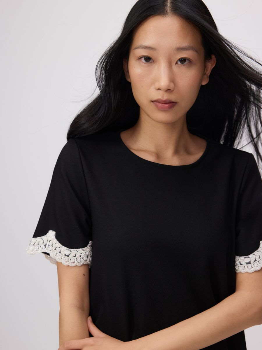Vestito con pizzo a contrasto - nero - RESERVED - 4