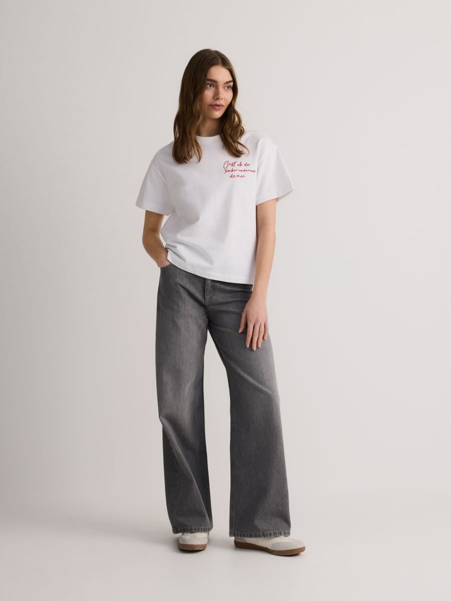 T-shirt with embroidered slogan - cream - RESERVED - 2