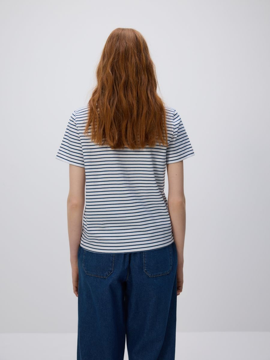 T-shirt with embroidery detailing - multicolor - RESERVED - 4