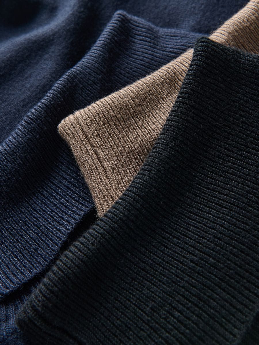 Viscose rich turtleneck - black - RESERVED - 6