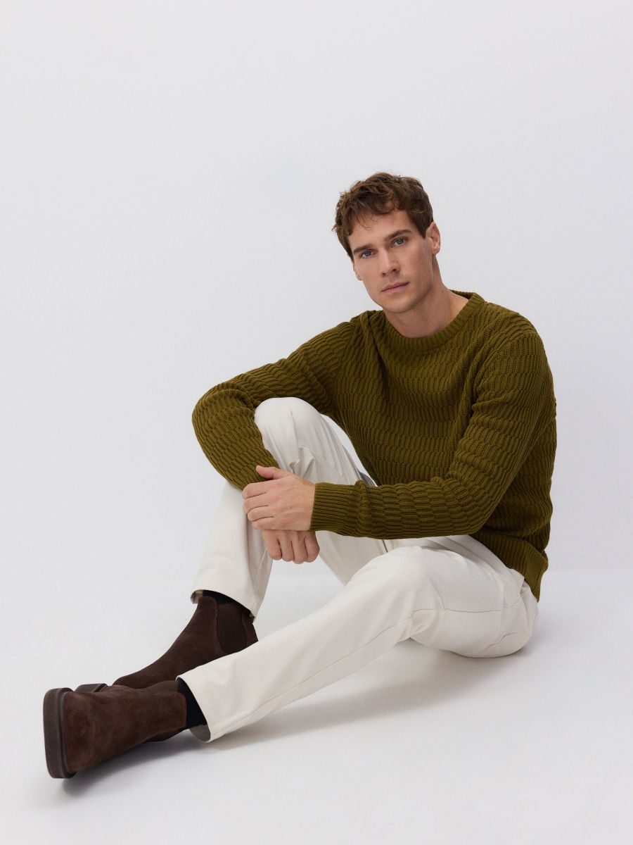 Jumper in textured knit - olive - RESERVED - 3