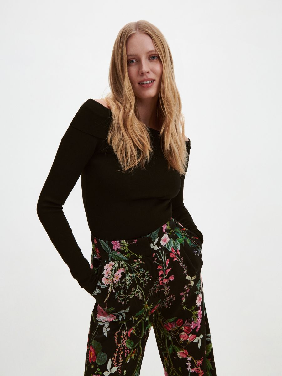 Patterned trousers - multicolor - RESERVED - 2