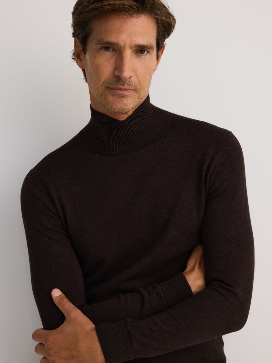 Maglione in cotone a collo alto - marrone scuro - RESERVED - 3