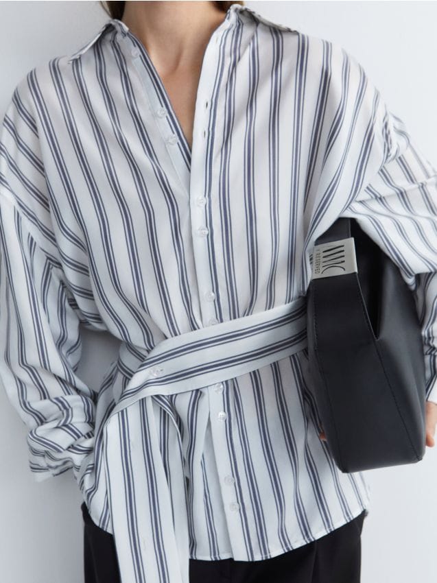 Leather shoulder bag - RESERVED