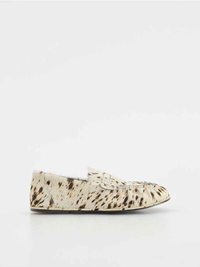 LADIES` LOAFER SHOES - RESERVED