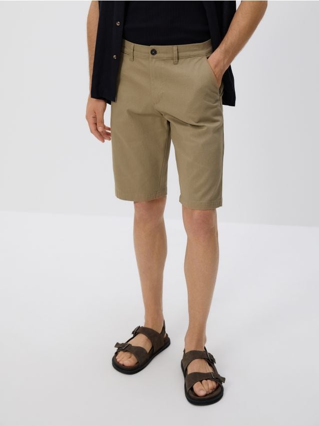 Regular chino shorts - RESERVED