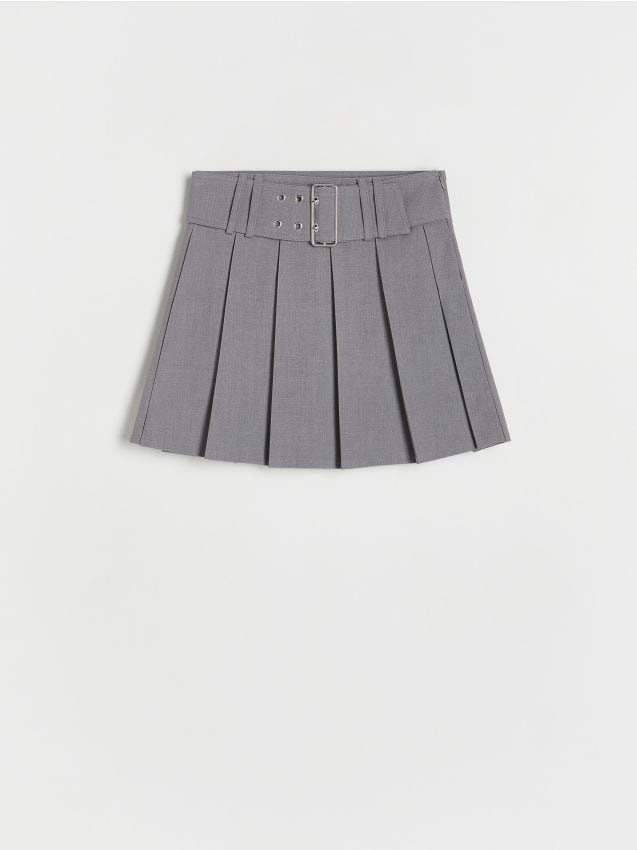Pleated skirt with belt - RESERVED