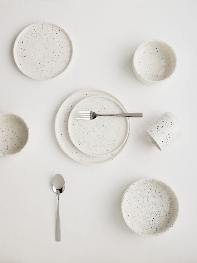 Reserved - farfurie din ceramică pestriță - indigo
