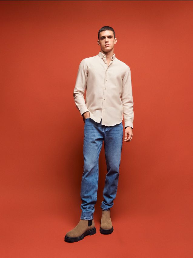 Camisa regular fit - Beige - RESERVED