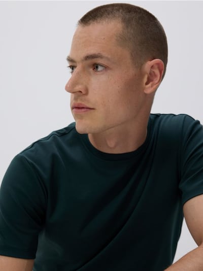 T-shirt slim z bawełny pima