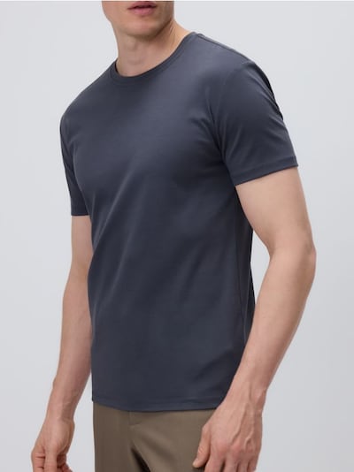 MEN`S T-SHIRT