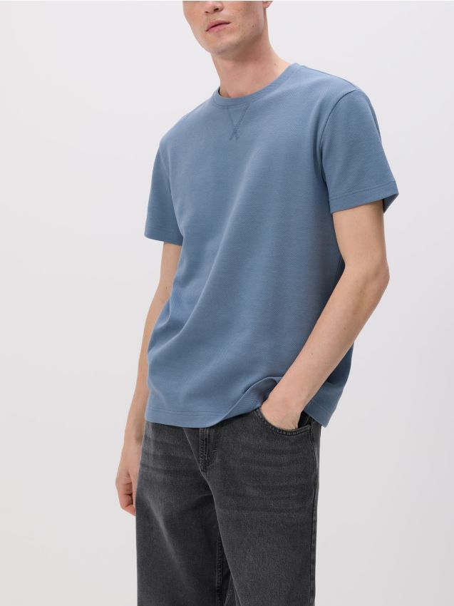 Comfort fit structural fabric T-shirt - RESERVED