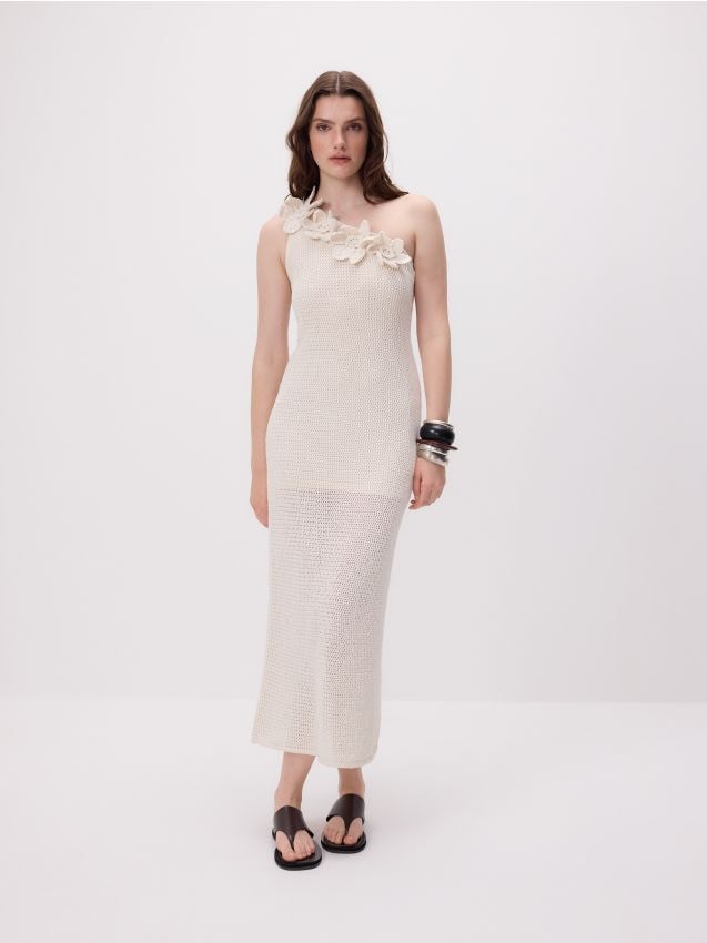LADIES` DRESS - RESERVED