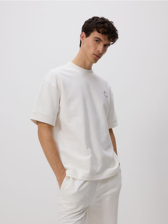 Reserved - Tricou boxy cu imprimeu - crem Reserved - Tricou boxy cu imprimeu - crem