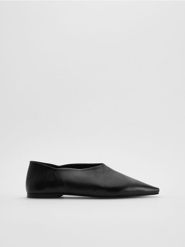 Ballerines en cuir - RESERVED