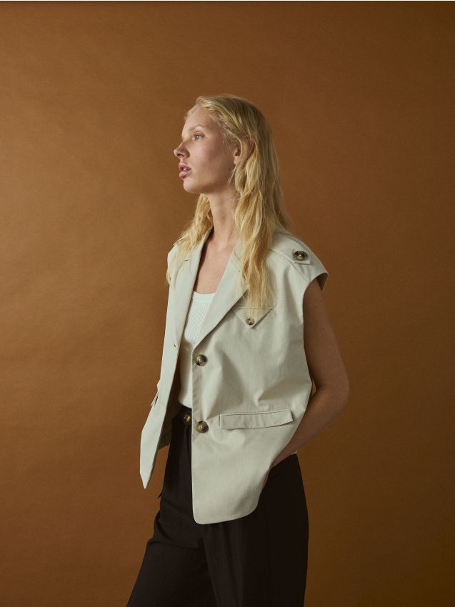 Vest med sherpakrave - RESERVED