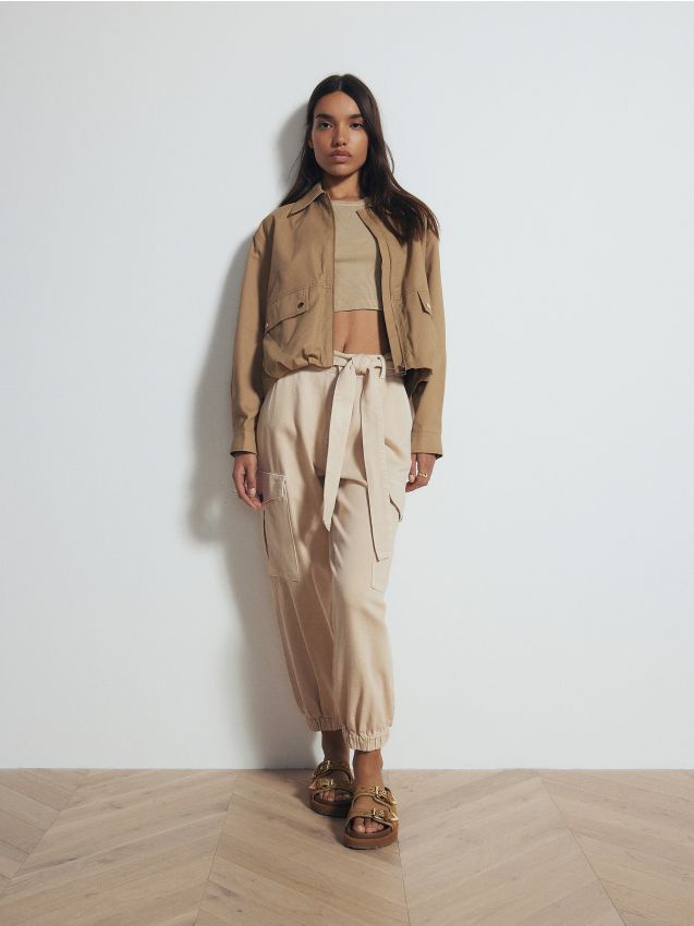 Reserved - pantaloni jogger cu curea - bej