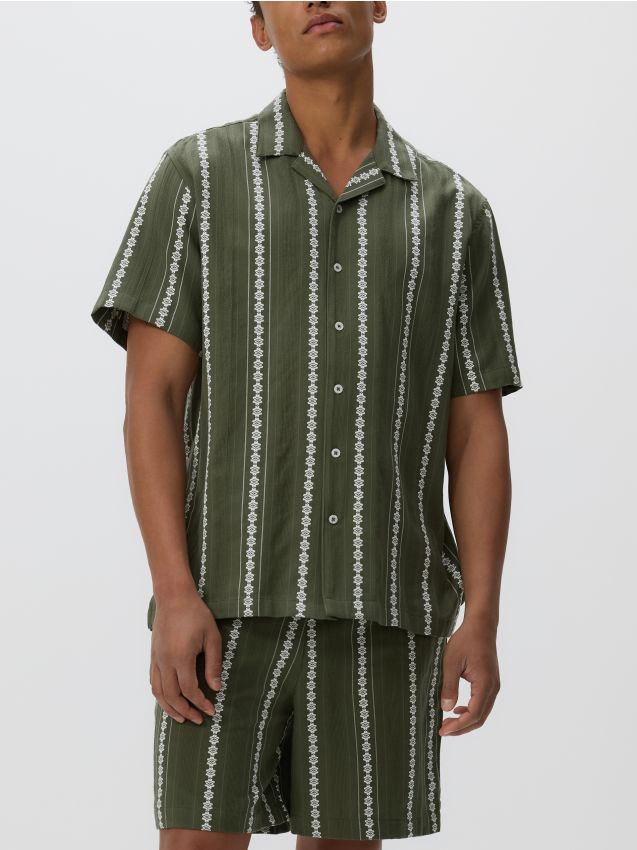 Regular fit patterned shirt - RESERVED