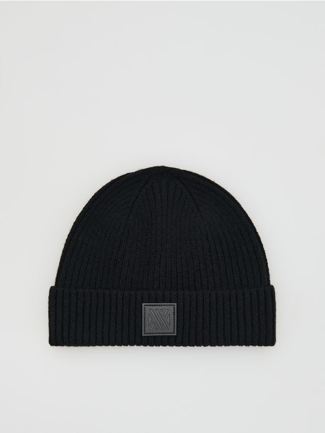 Reserved - Căciulă beanie cu petic - negru