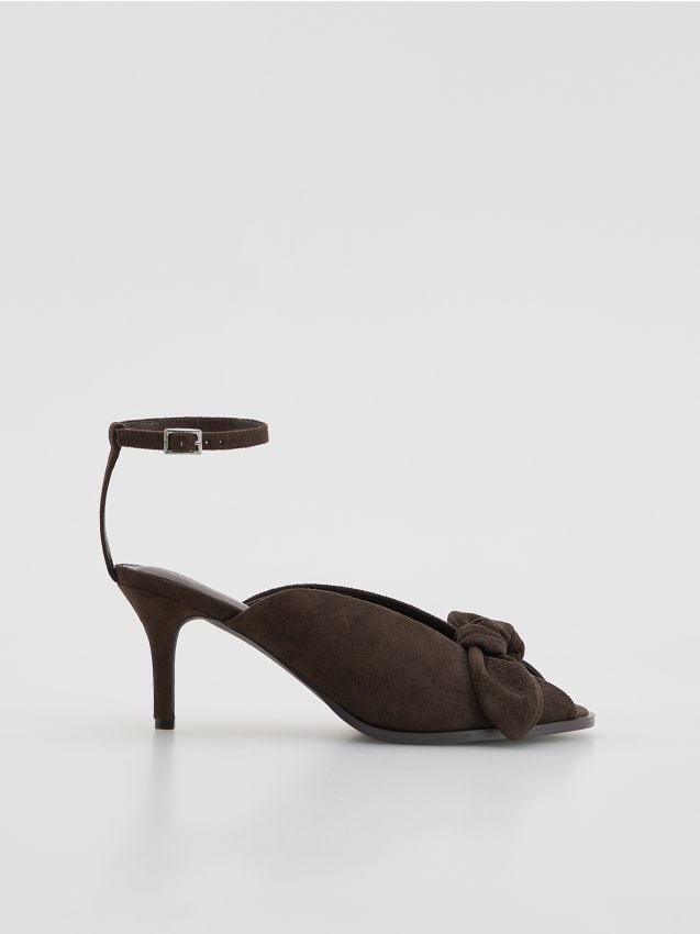 LADIES` MULES - RESERVED
