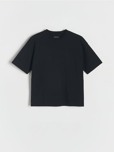 Basic plain T-shirt