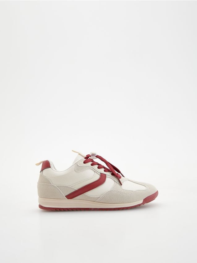Trainers with toggle - RESERVED