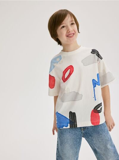 Oversized póló mintával