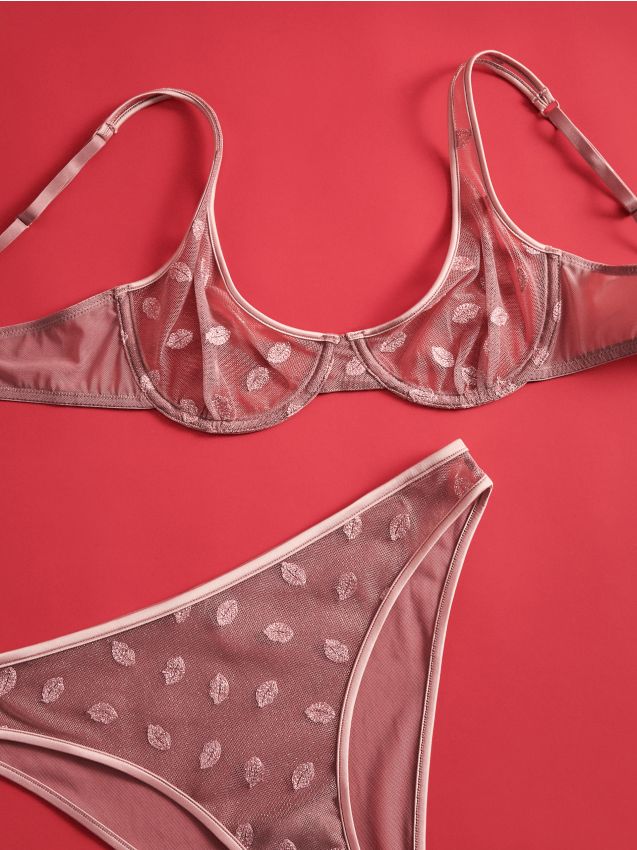 Underwired soft cup bra - RESERVED