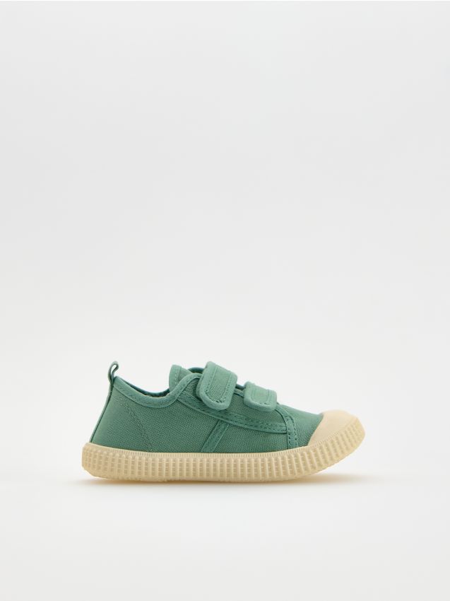 Sneakers met klittenbandsluiting - RESERVED