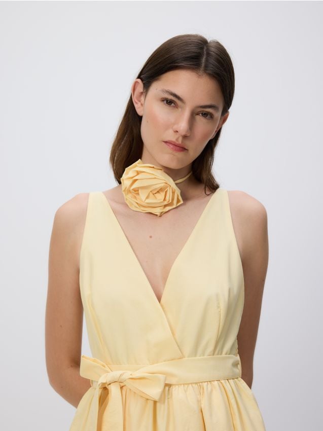Midijurk met decoratieve riem