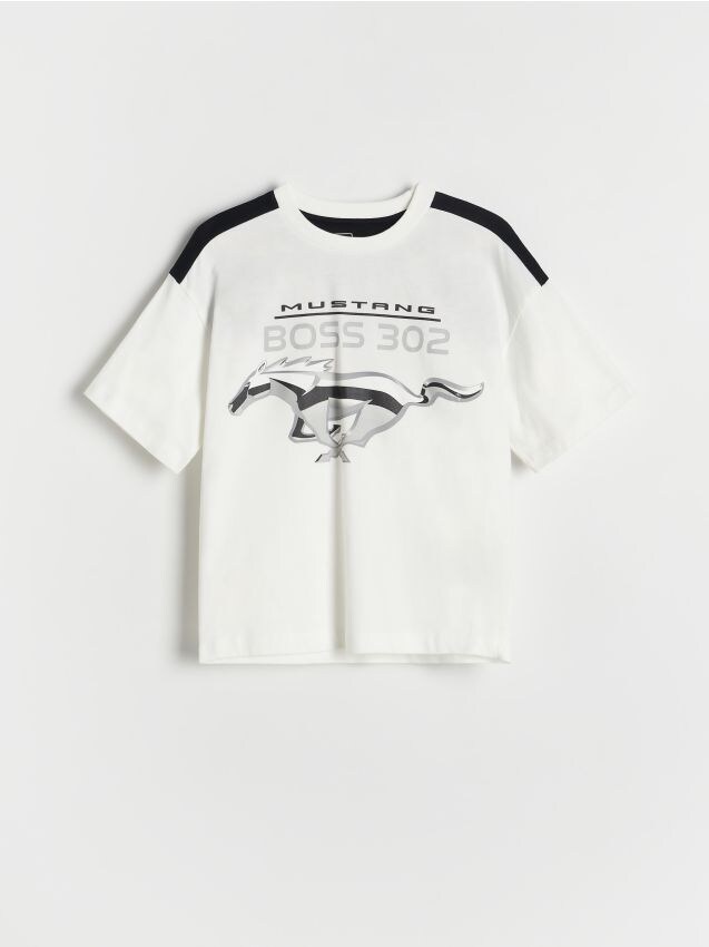 T-shirt oversize Mustang Kolor złamana biel - RESERVED