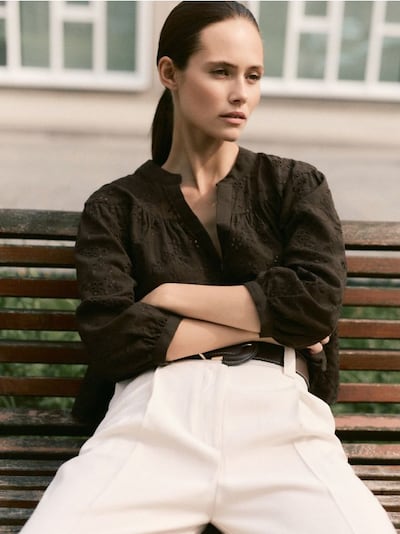 Camicia con lavorazione traforata