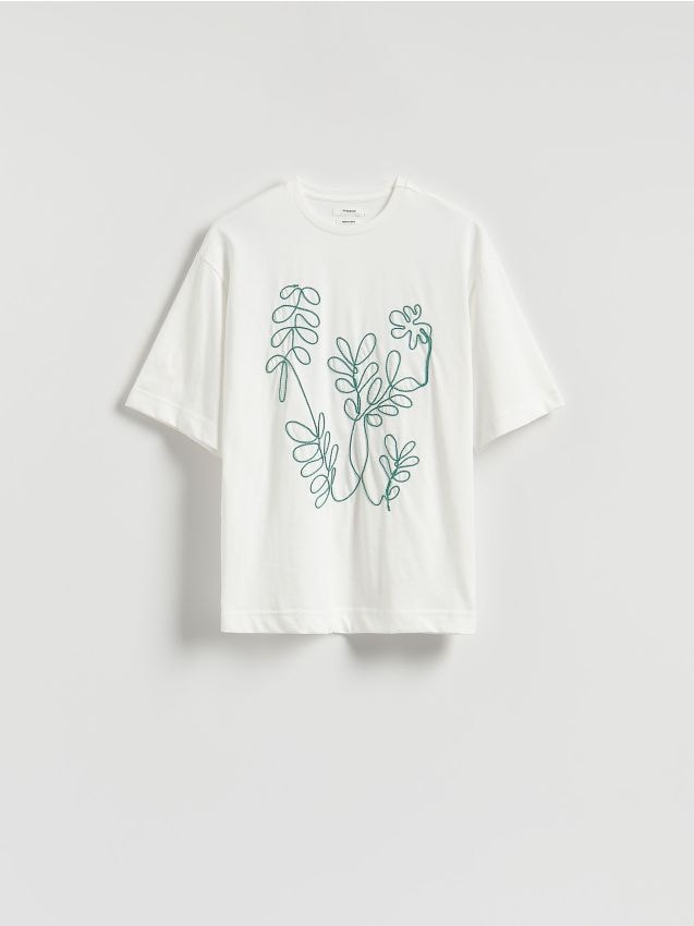 T-shirt with embroidery detailing - RESERVED