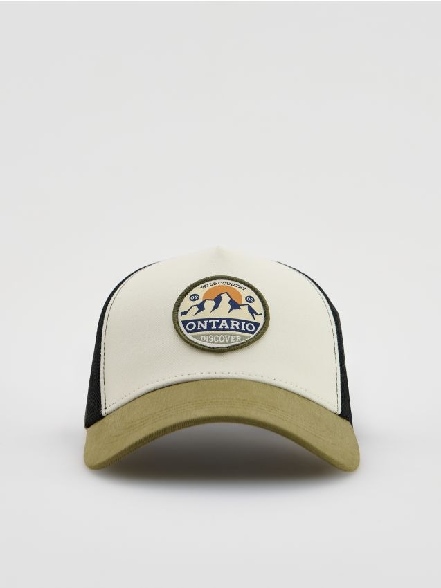 Trucker cap with patch - RESERVED