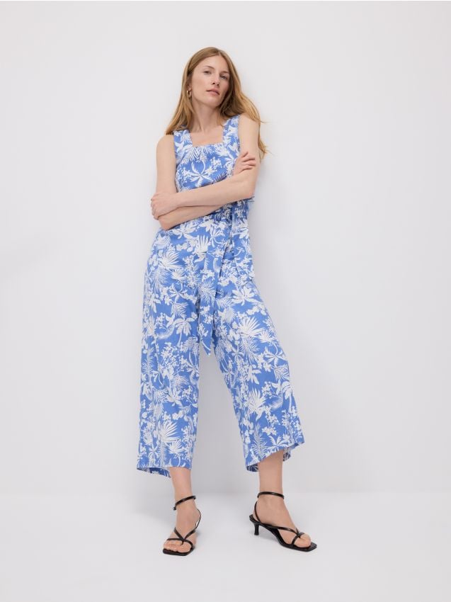 Viscose rich jumpsuit with linen blend - RESERVED