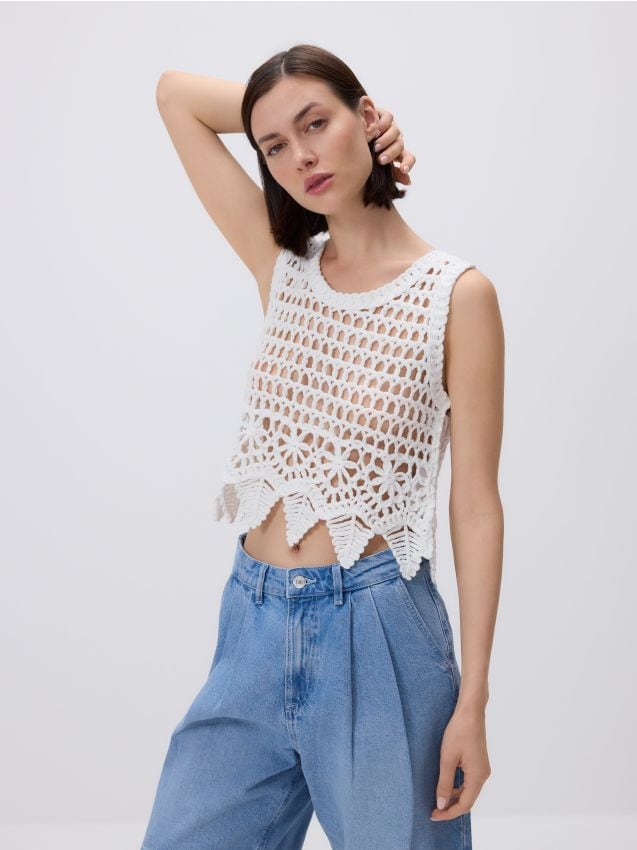 LADIES` VEST - RESERVED