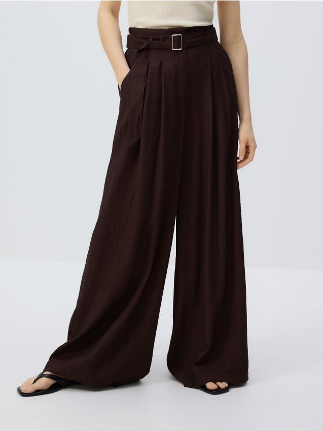 Viscose trousers with belt - RESERVED
