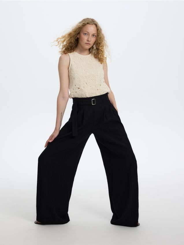 Viscose trousers with belt - RESERVED