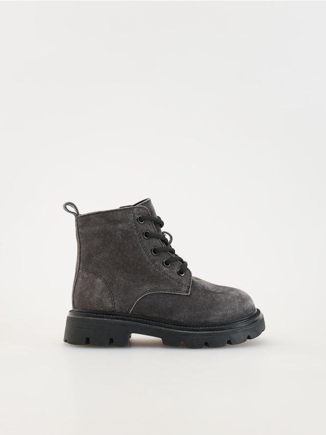 Leather ankle boots - RESERVED