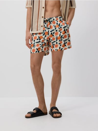 Strandshort met patroon