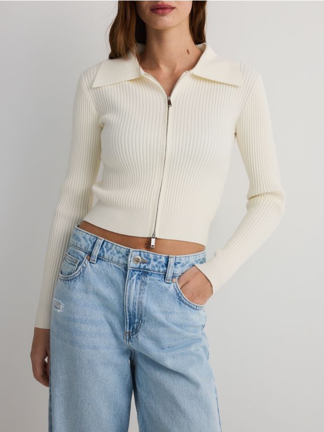 Button up jumper with collar