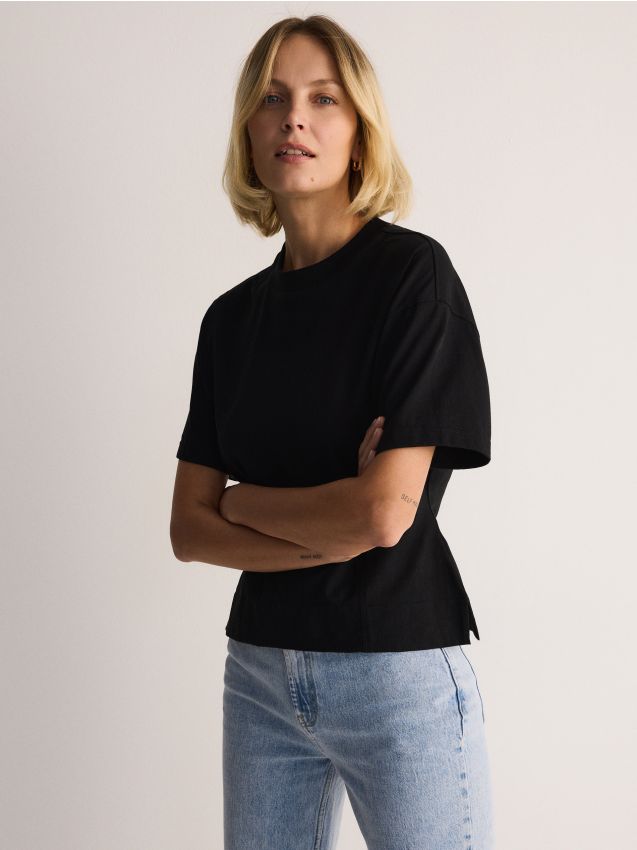 Getailleerd T-shirt - RESERVED