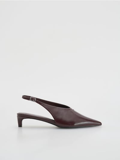 Pumps with open heel