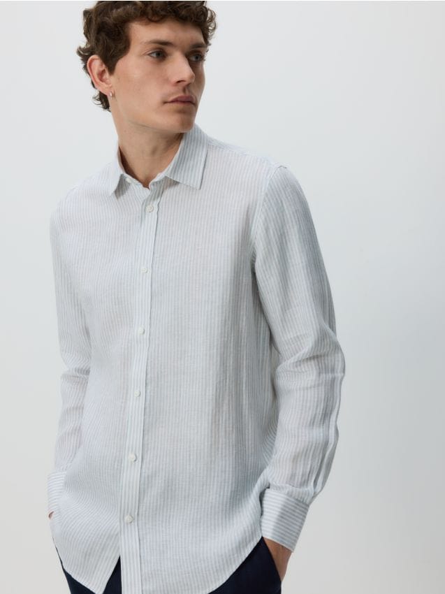 Regular fit linen shirt - RESERVED