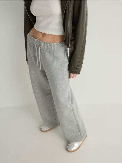 Sweatpants with wide legs