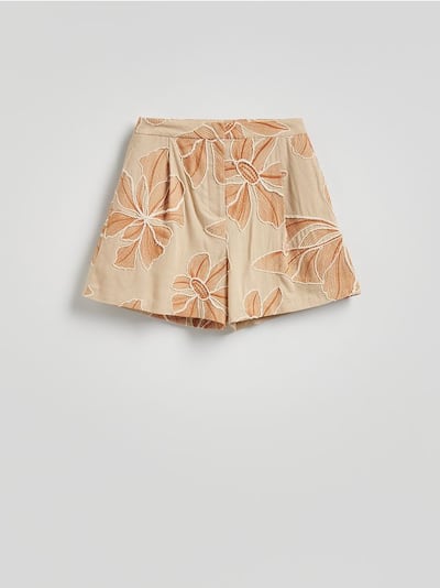 Gemusterte Shorts mit Leinenanteil
