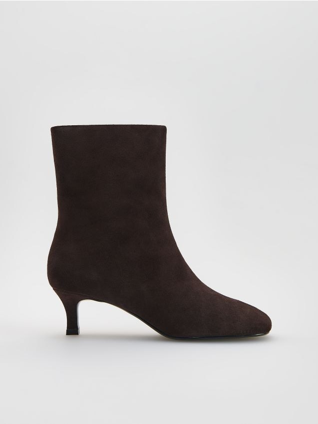 Suede heeled ankle boots - RESERVED
